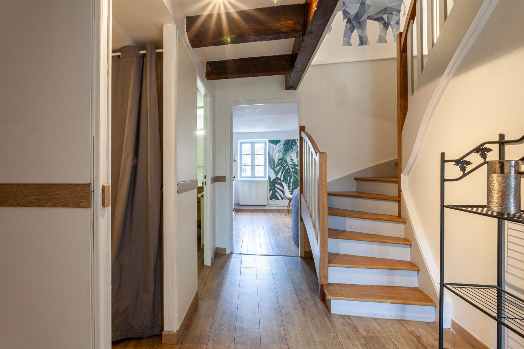 Superbe Appartement Duplex Centre Ville De Macon Exterior photo